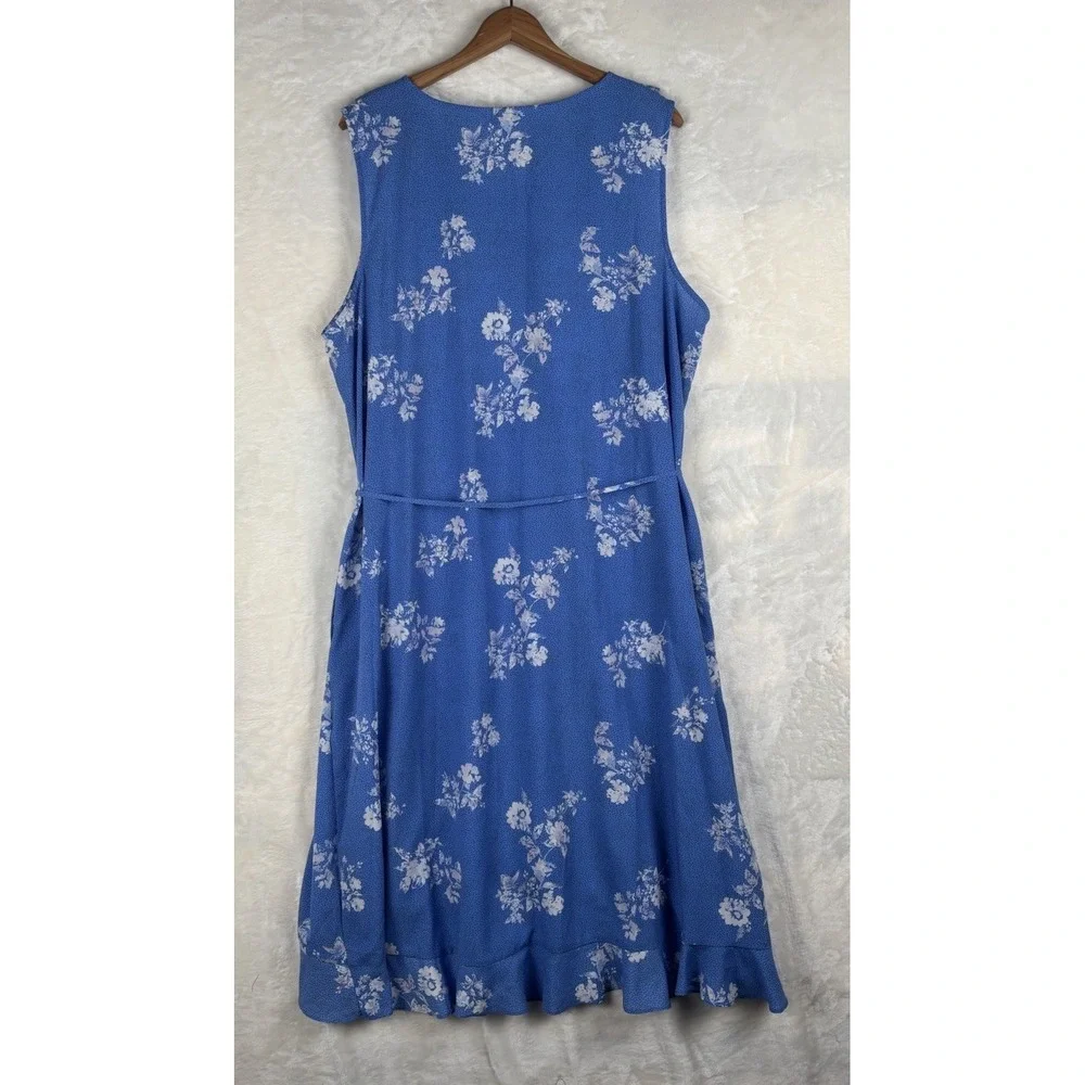 Croft & Barrow Sz 2X Blue Floral Ruffle Surplice Dress Sleeveless Midi Versatile